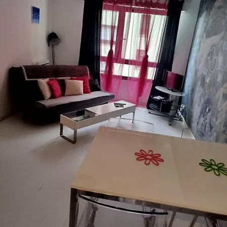 Apartment T2 - Le 